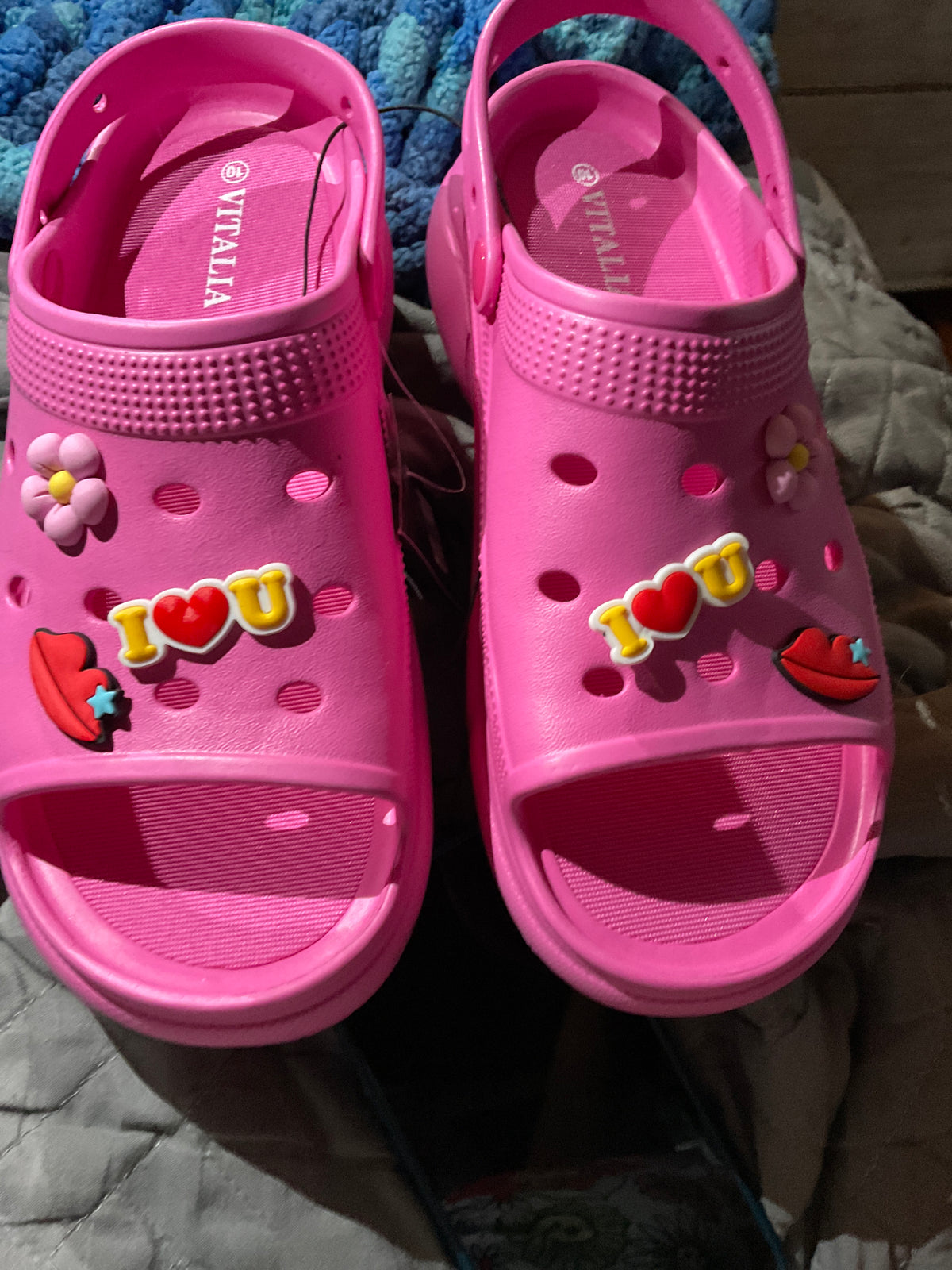 Croc slides