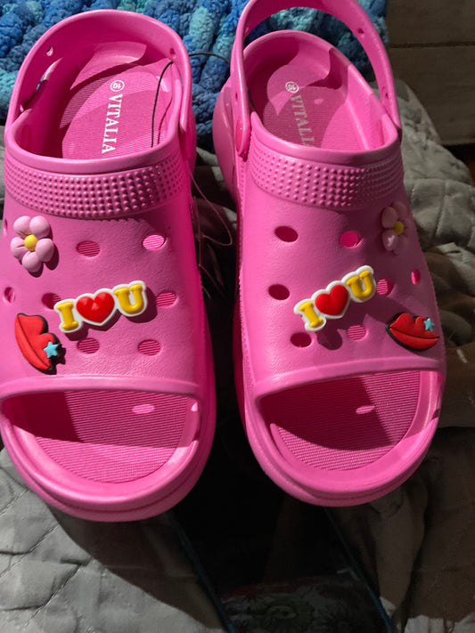 Croc slides